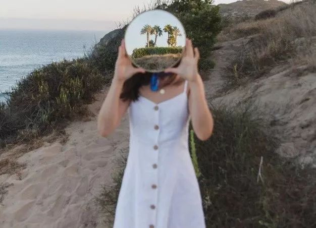 Kafka如何做到1秒处理1500万条消息？