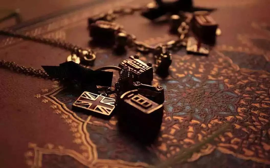 面试官：HTTPS 为什么是安全的？说一下他的底层实现原理？