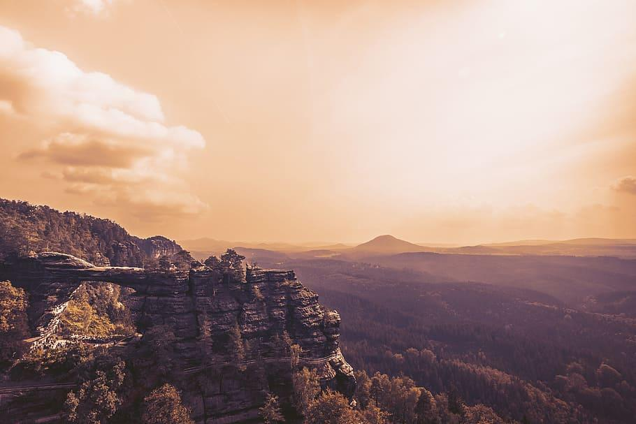 面试官：如何查看/etc目录下包含abc字符串的文件？